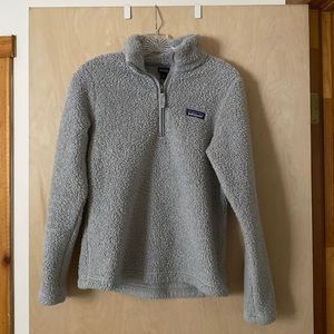 Patagonia fleece, size S, light grey.